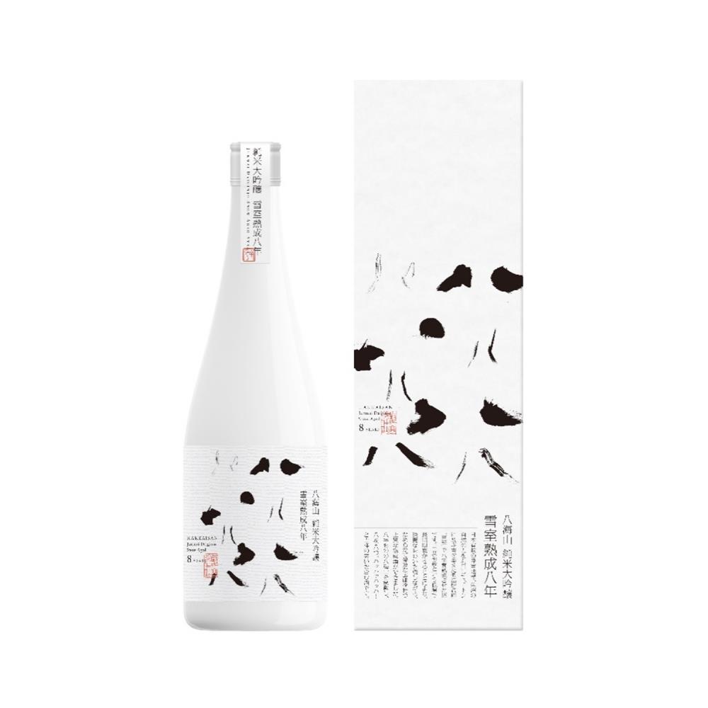 Hakkaisan Snow Aged Junmai Daiginjo 8 Years
