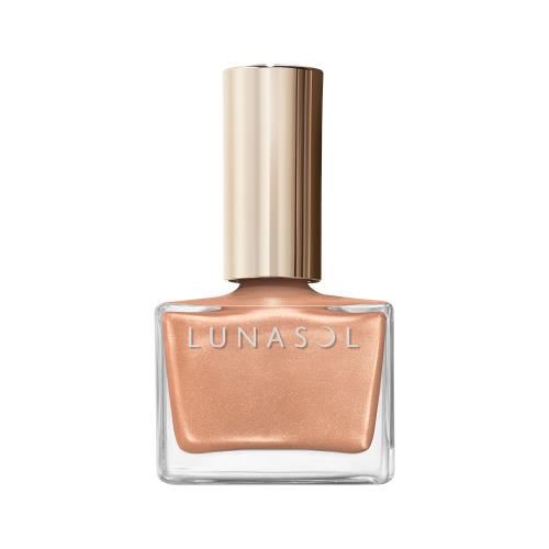 NAIL POLISH