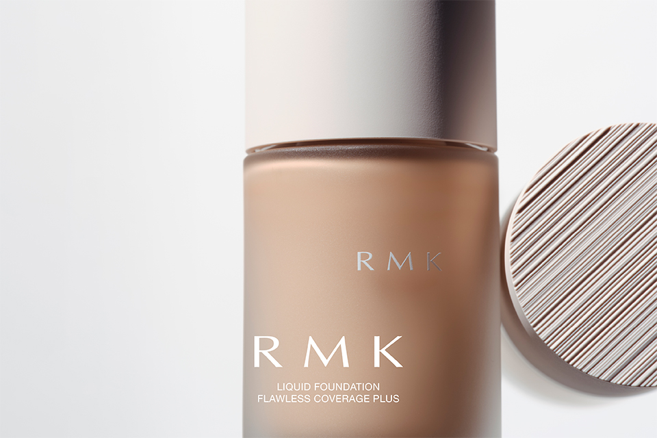 RMK リクイドファンデーション フローレスカバレッジ プラス