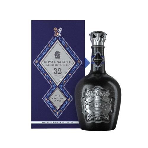 ROYAL SALUTE 32 YEAR OLD - UNION OF THE CROWNS