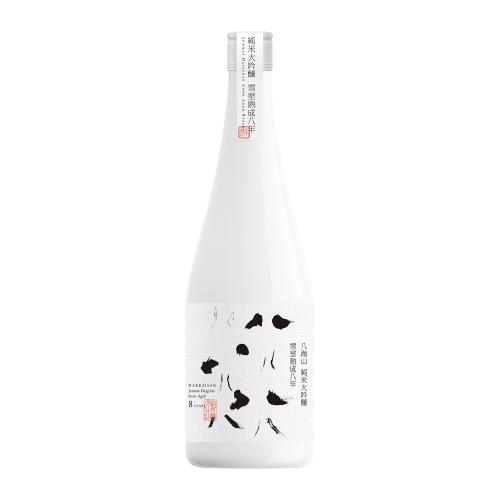 Hakkaisan Snow Aged Junmai Daiginjo 8 Years