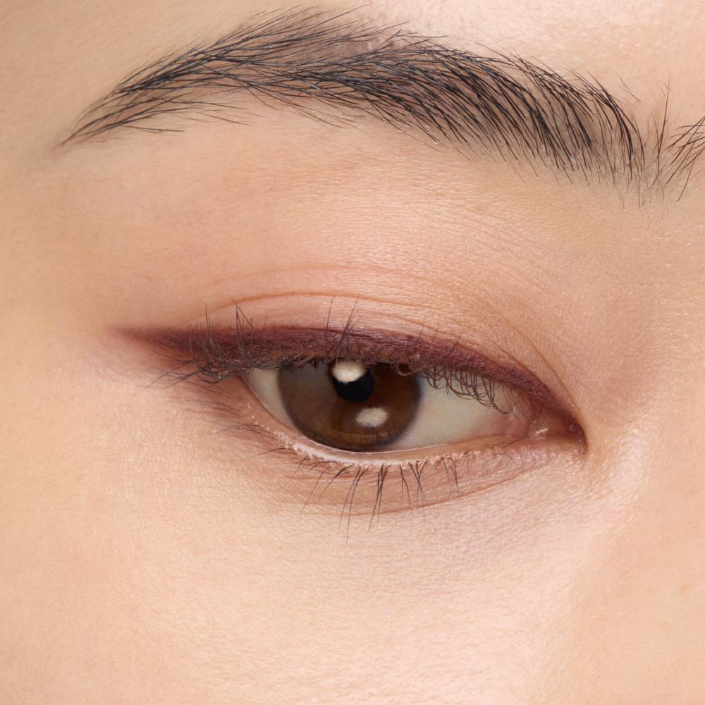 EYE DEFINING PENCIL