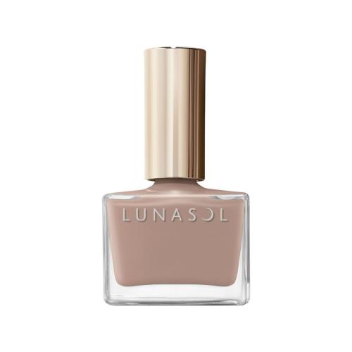 NAIL POLISH