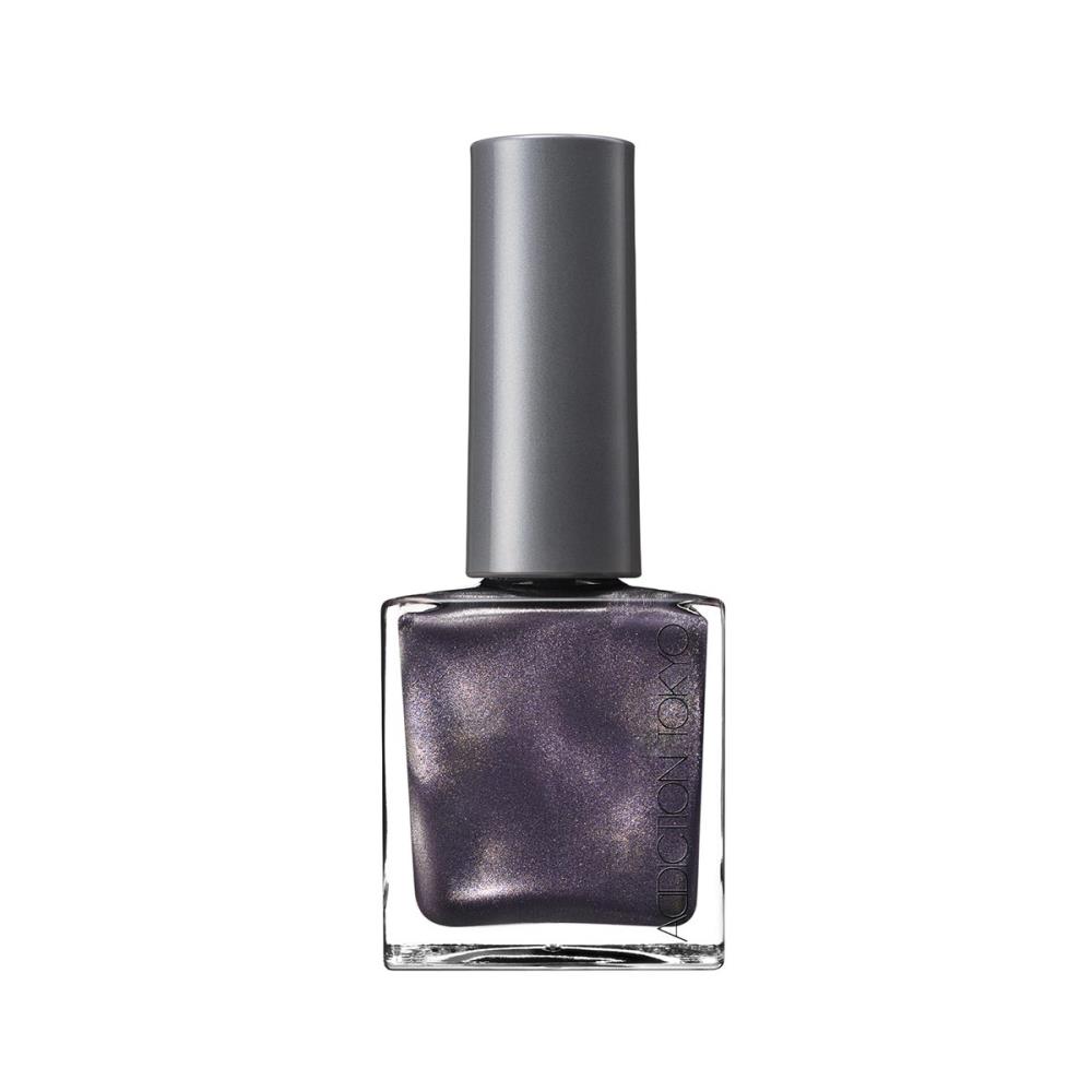 THE MAGNET NAIL POLISH