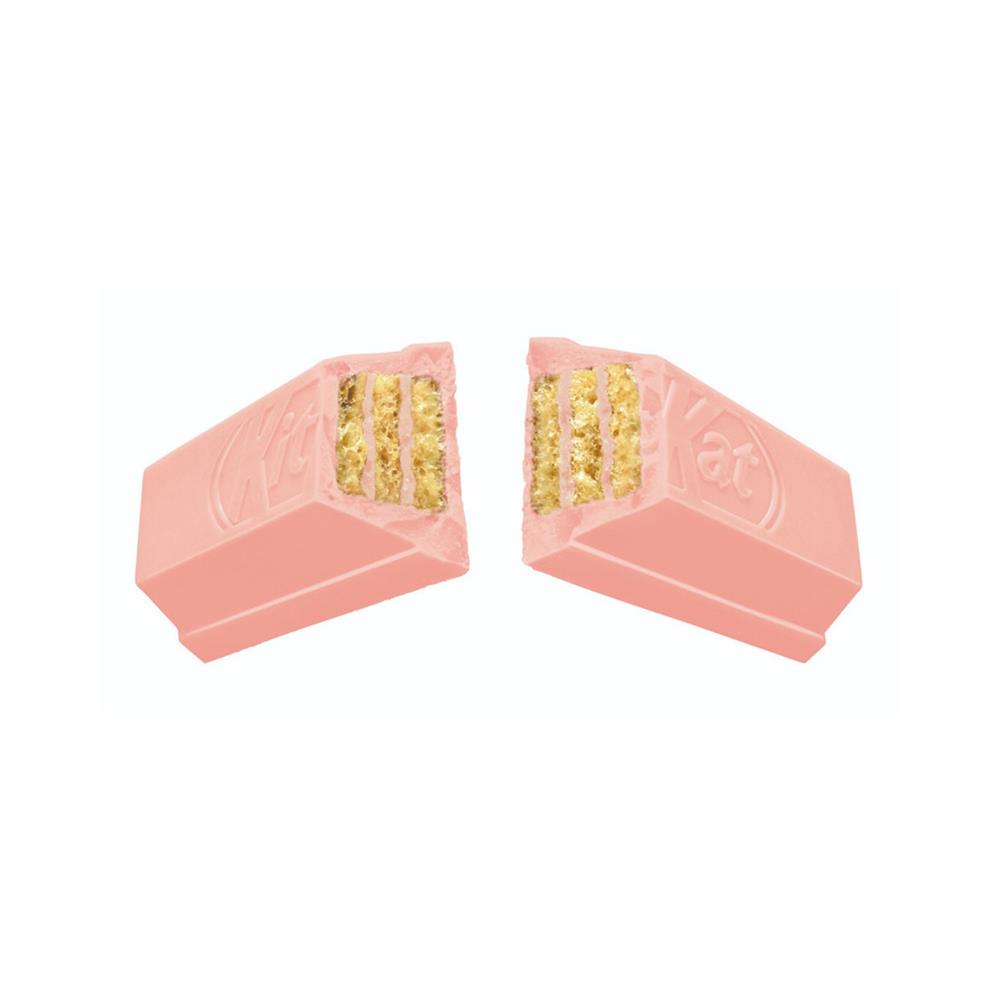 Kit Kat Amaou Strawberry